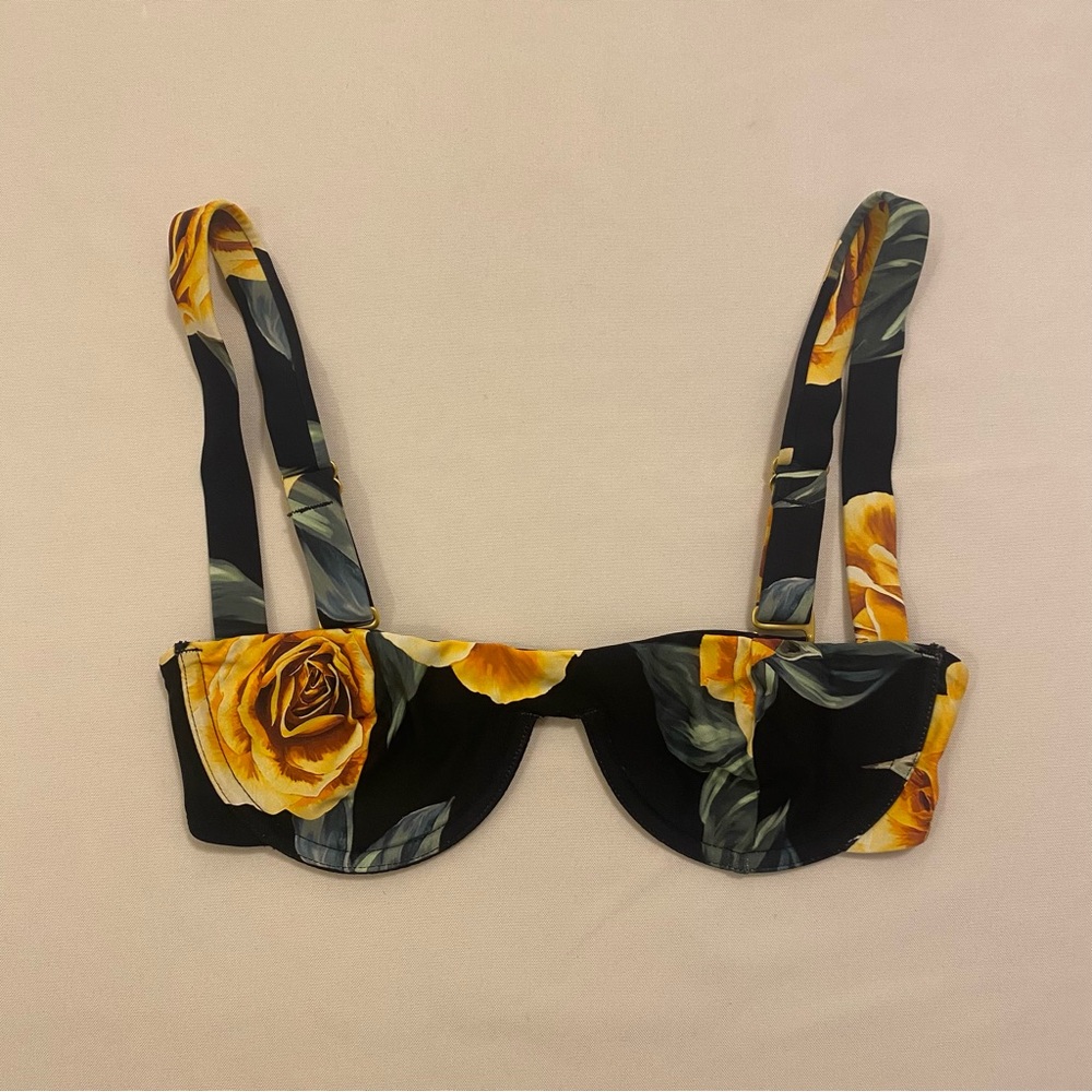 WeWoreWhat Sorrento Bikini Top